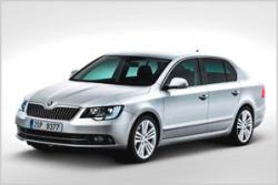 SKODA AUTO Россия объявляет о начале приема заказов на обновленные Superb и Superb Combi 