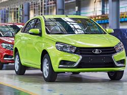 LADA Vesta выбилась в лидеры продаж среди отечественных машин